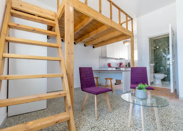 Caserma Regina Daire *