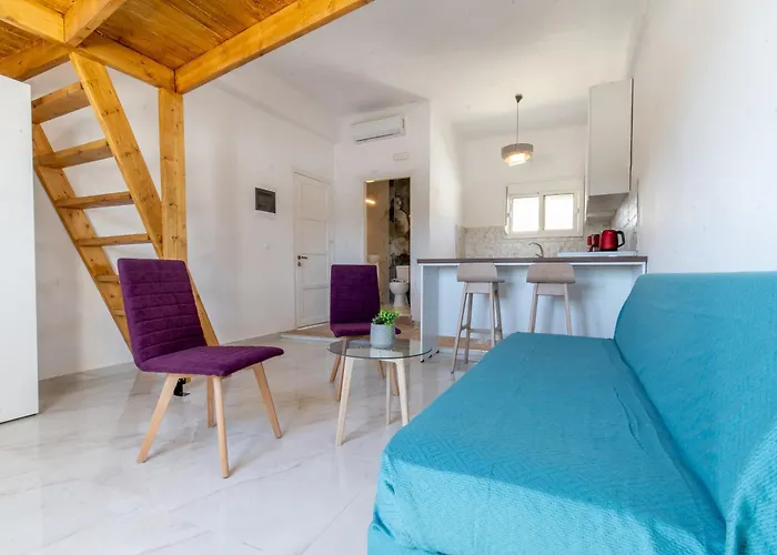 Daire Caserma Regina *