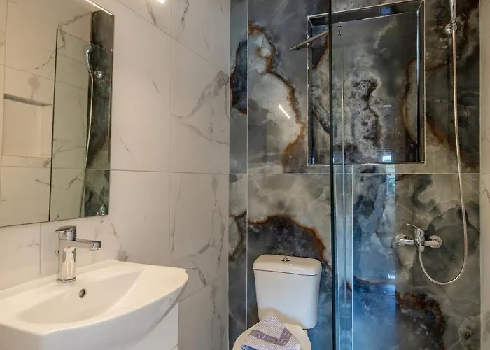 Daire Caserma Regina *